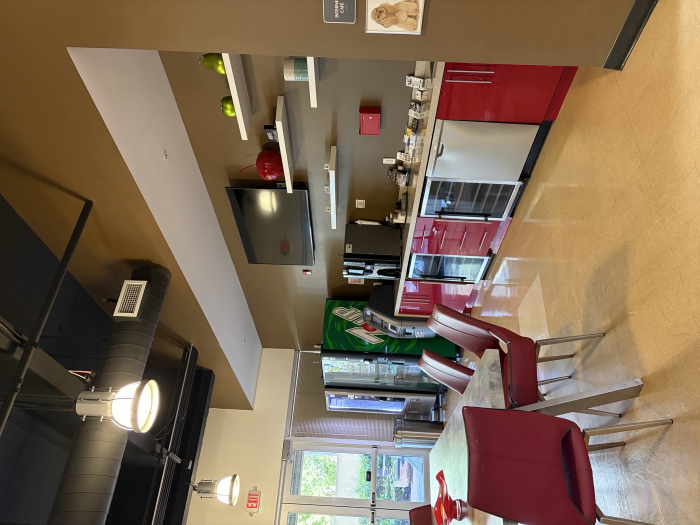 Café & vending