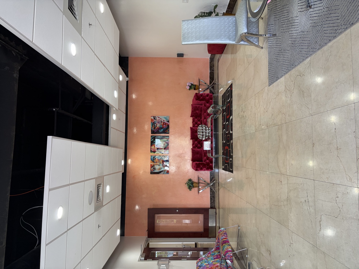 Lobby & reception